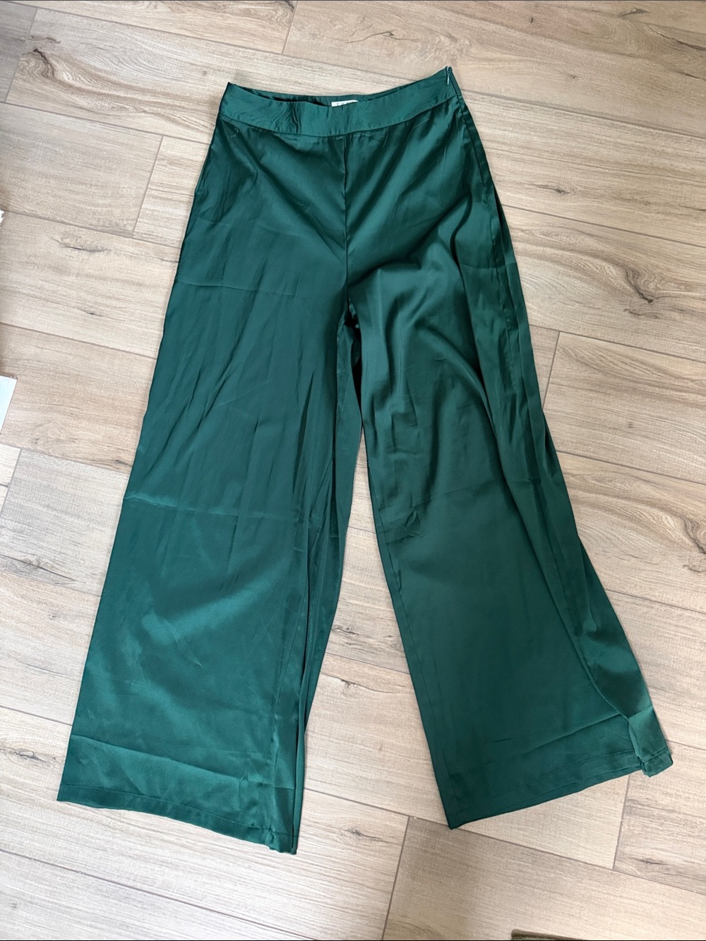 TCEC Emerald Green Wide-Leg Satin Pants